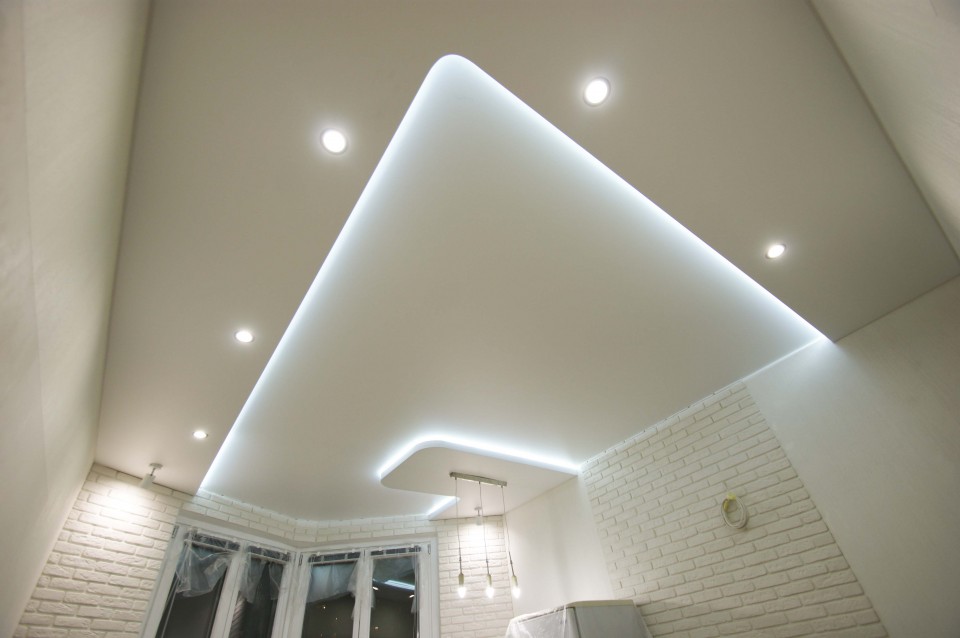 Заказать парящие натяжные потолки в г. Белоярский